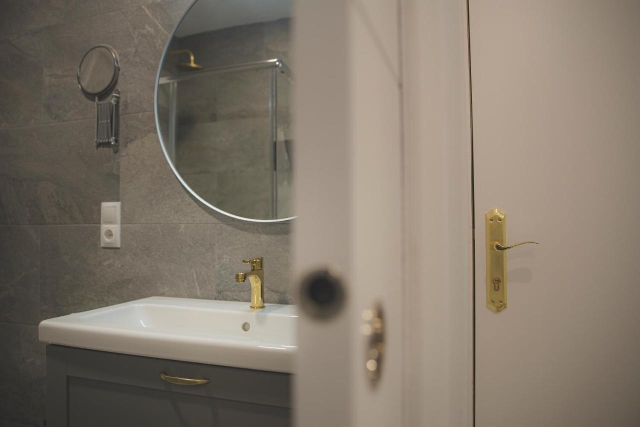 Acogedor Apartamento En Triana Sevilla Eksteriør bilde